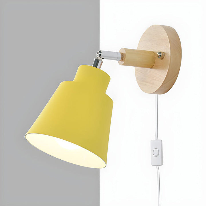 Vägglampa med trädetalj för sovrum
