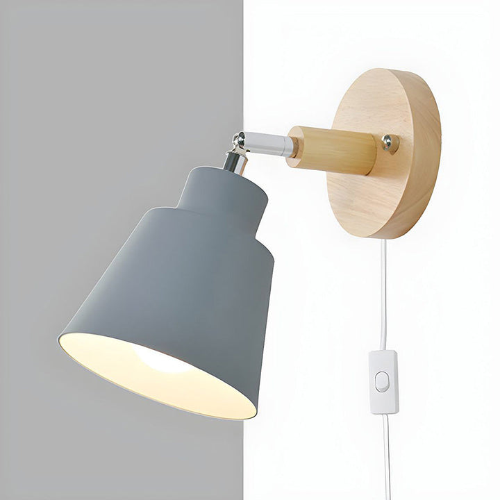 Vägglampa med trädetalj för sovrum