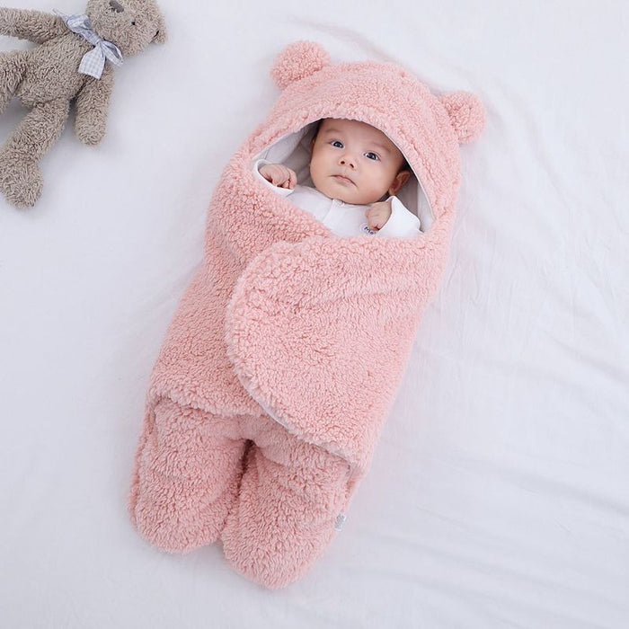 Trivhem Babysovpåse i teddyfleece med björnöron