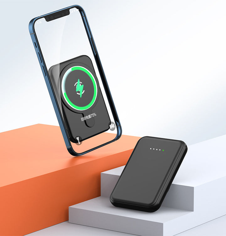 Magnetisk powerbank på mobilens baksida