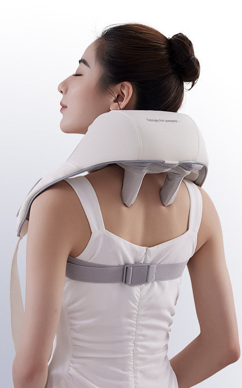Nackmassager med klämmor över axlarna