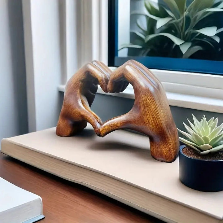 Hjärtformad Skulptur: Modern Konst med en Romantisk Touch