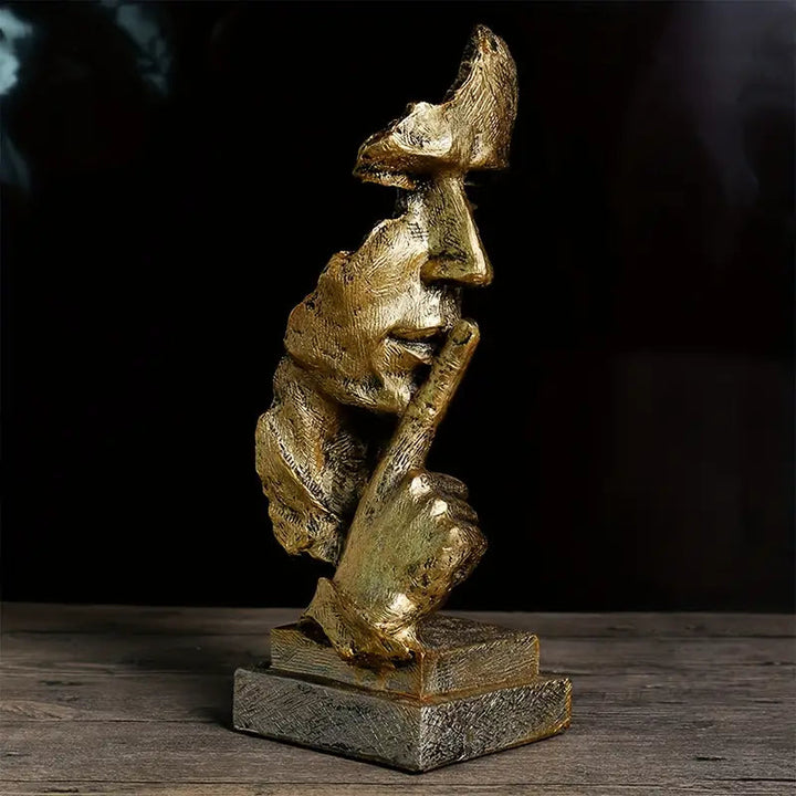 SerenitySculpt - Tankeväckande abstrakt staty för lugn reflektion