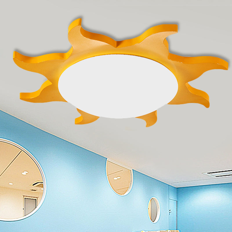 SunShape - Tecknad Trä Akryl Taklampa för Förskolan