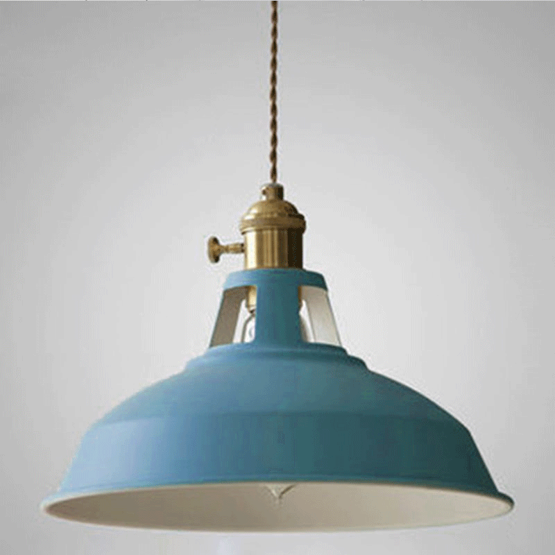 Industriell mässingshängande lampa med blå skärm