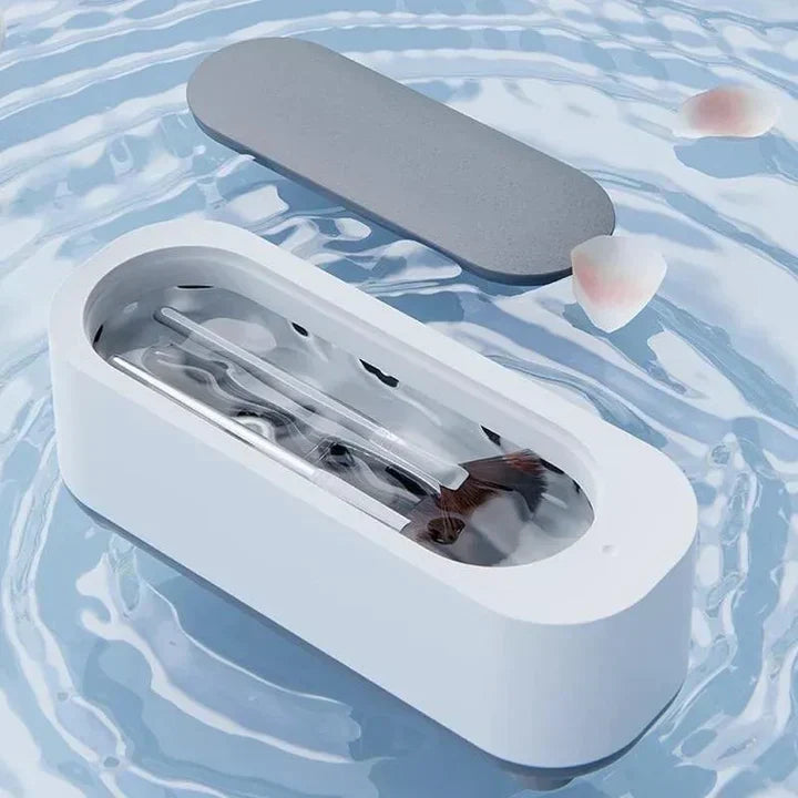 PurePulse – Ultrasonic cleaning for glasses and small accessories with high-frequency technology