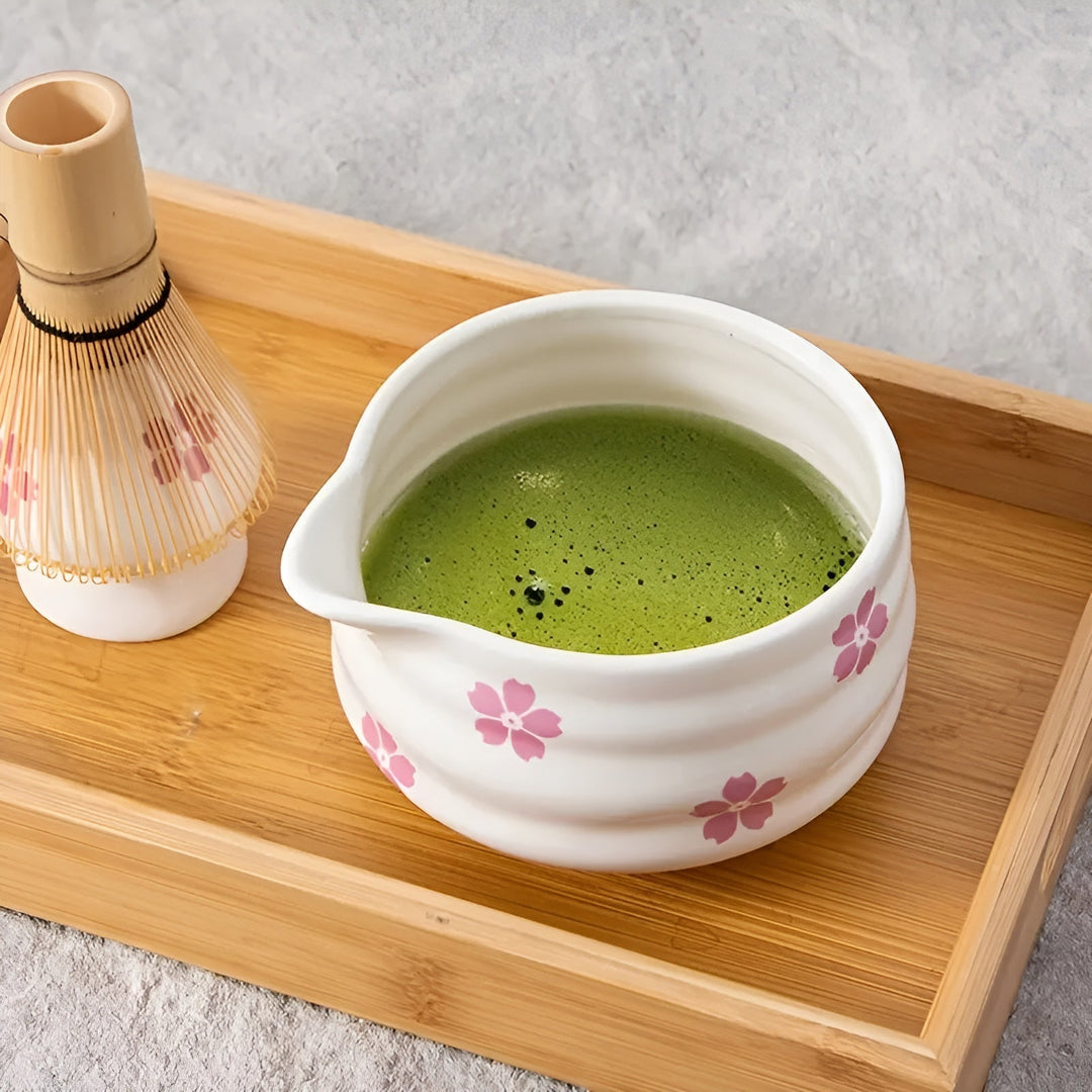 Matcha-set med 5 delar – Japanskt teservice med tekopp, bambupensel och sil.