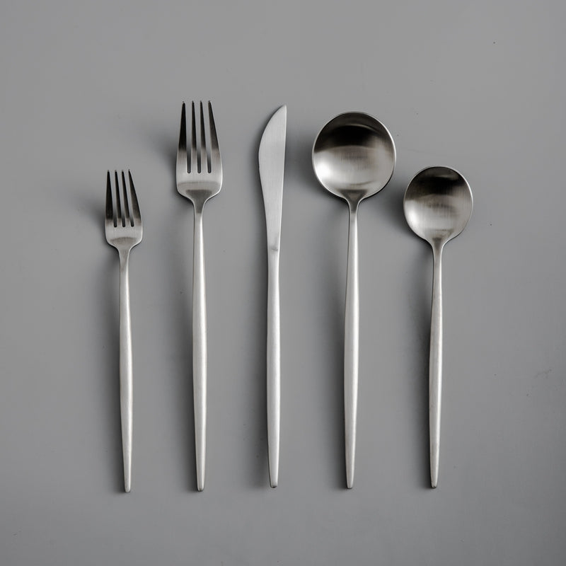Elegant bestickset – Högkvalitativ design för vardag och speciella tillfällen