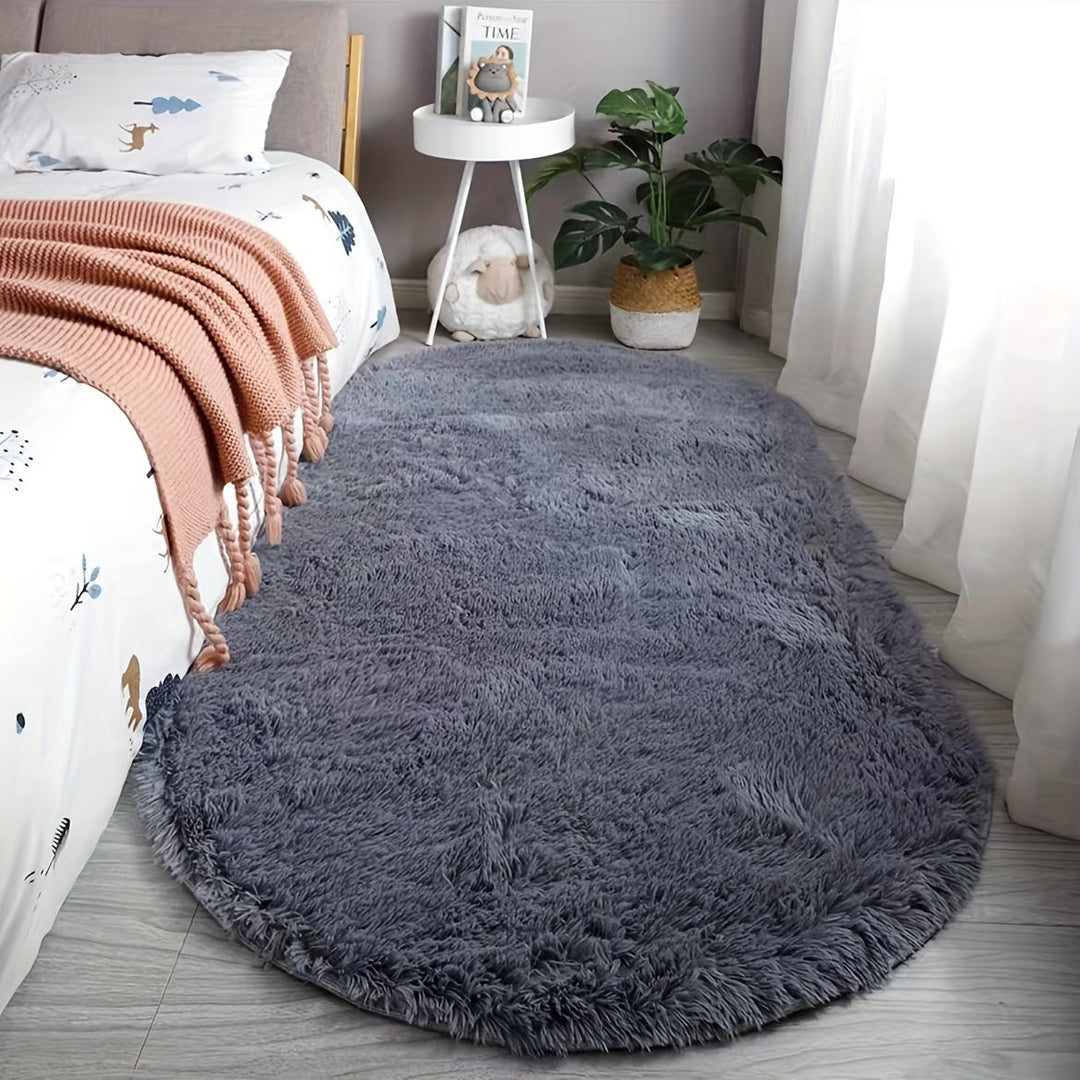 Plush Oval Rug – Mjuk och stilren matta för sovrum och vardagsrumsdekoration