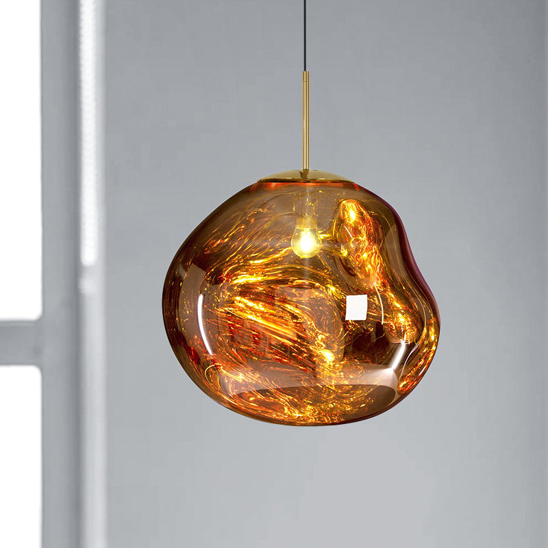 Modern taklampa i silver/röd glas 1 lampa matplats plafondlampa