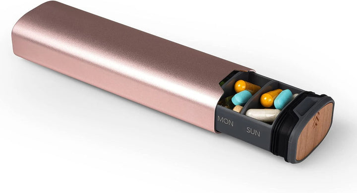 7-Dagars Pillerbox - Stilren Aluminium &amp; Trä Pillerorganisator för Vitaminer &amp; Medicin