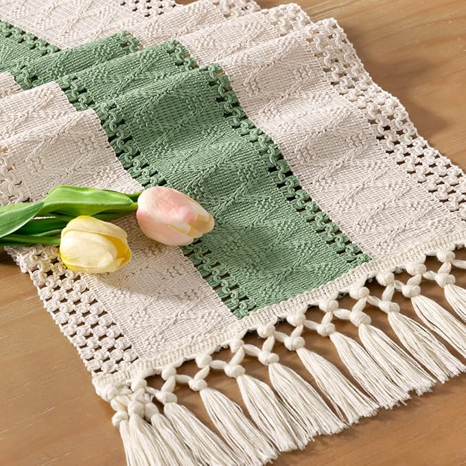 Boho Macrame-bordslöpare – Rustik bomulls- och linnedekor med tofsar