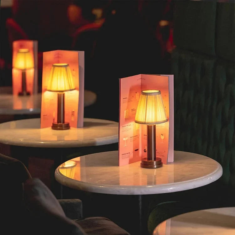 Elegant sladdlös LED Silk Touch bordslampa – modern elegans