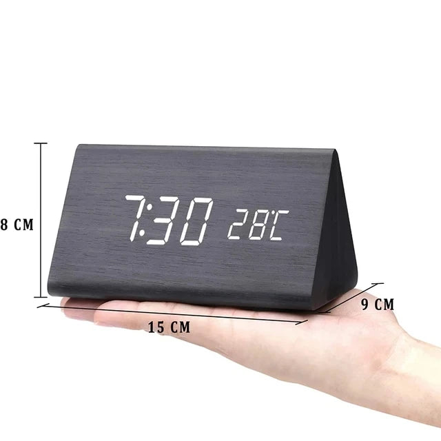 EcoLED Clock - Digitalt trälarm med röststyrning