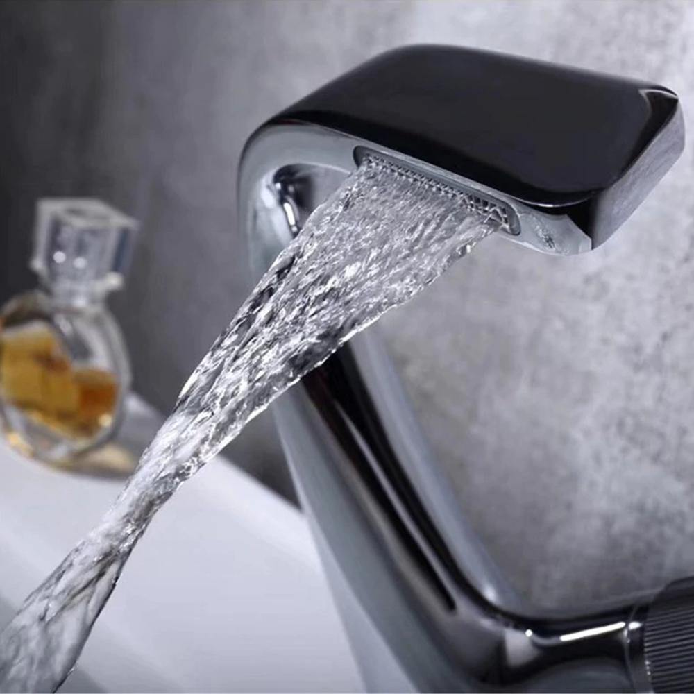 Modern Badrumsvaskblandare – Snygg design för snygga, funktionella utrymmen