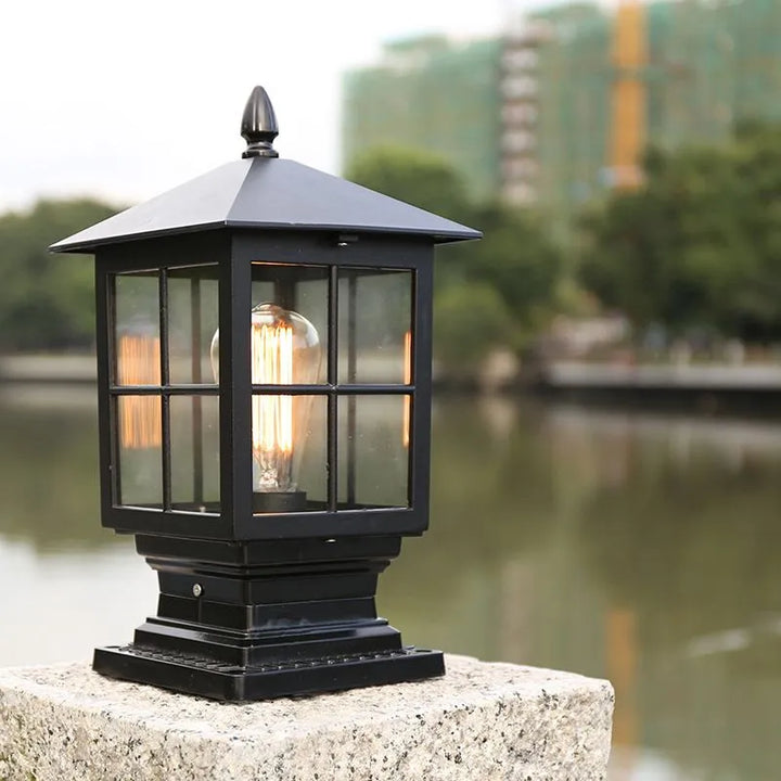 Utomhuslampa Svart Metall Pelarlampa