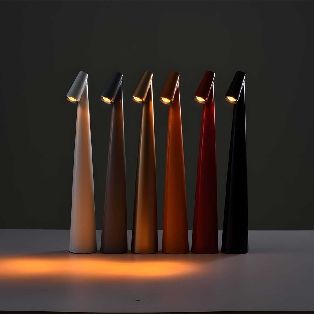 Carvallo – Elegant Dimbara Bordslampa med Raffinerad Elegans