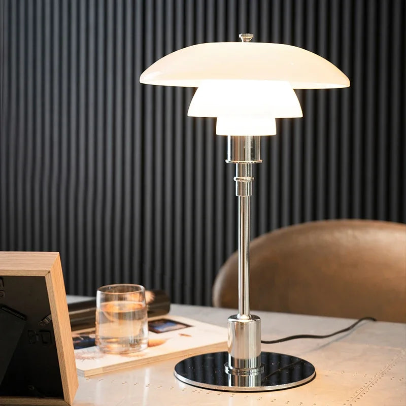LumeSphere – Bordslampa i glas med dimbar LED