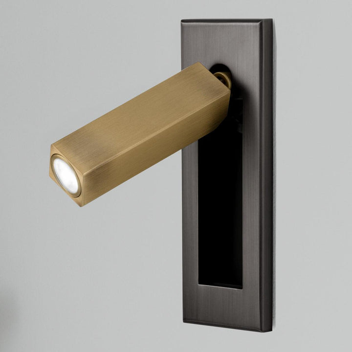 Modern inbyggd sänglampa med LED-ljus