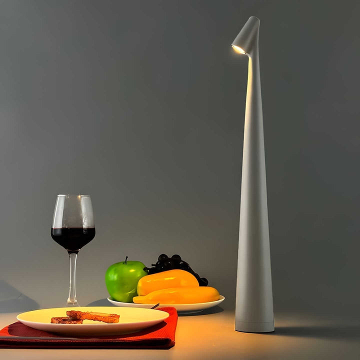 Carvallo – Elegant Dimbara Bordslampa med Raffinerad Elegans