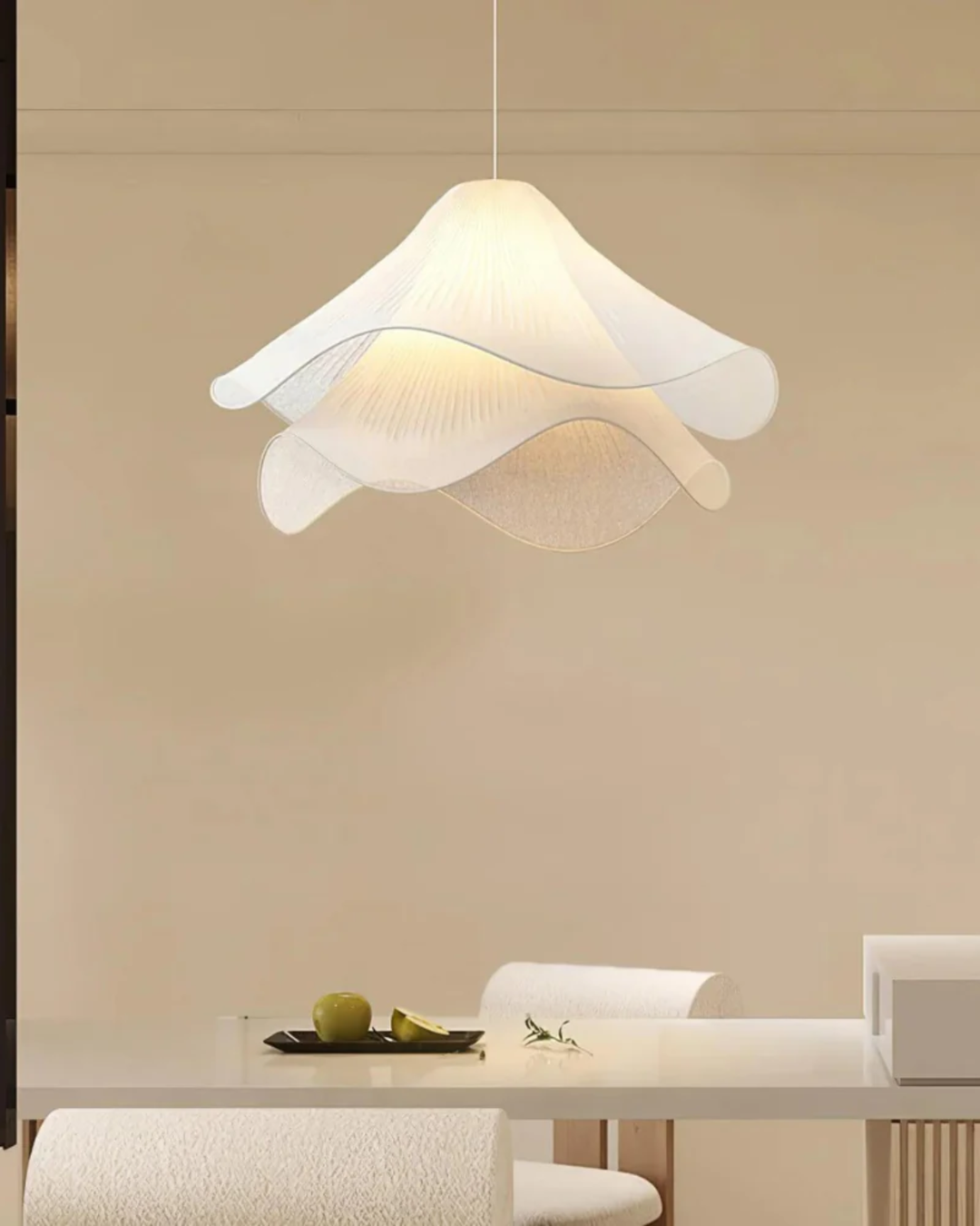 Soft Bloom Pendel Lampa | 16″–20″ Tygtaklampa | Skulptural Atmosfär