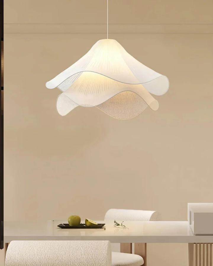 Soft Bloom Pendel Lampa | 16″–20″ Tygtaklampa | Skulptural Atmosfär