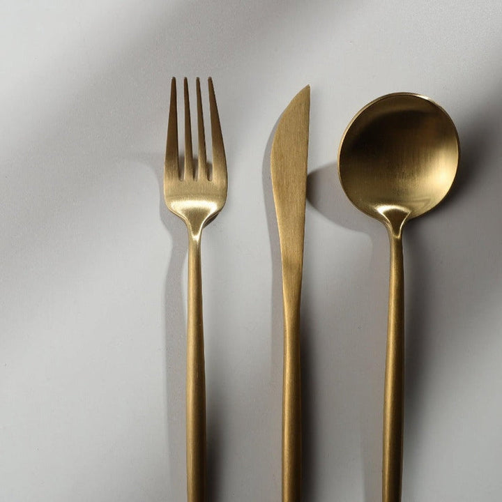 Elegant bestickset – Högkvalitativ design för vardag och speciella tillfällen