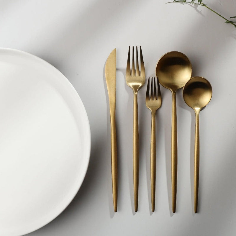 Elegant bestickset – Högkvalitativ design för vardag och speciella tillfällen