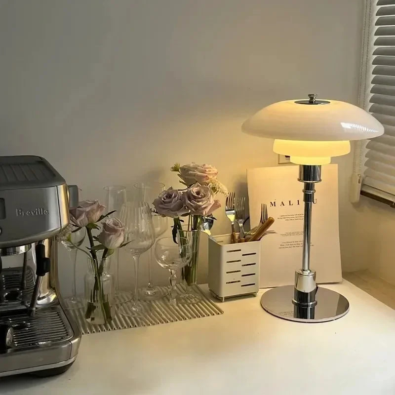 Nordisk Glasbordsbelysning – Minimalistisk LED-lampa för Hem