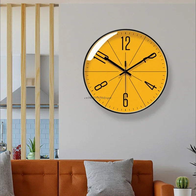 TimeWisp Trä Väggklocka – Tyst och Stilig Tidshållare