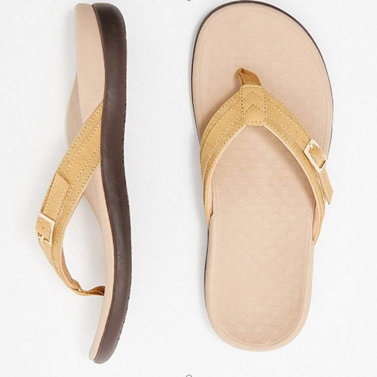 Ortopediska sandaler för sommaren