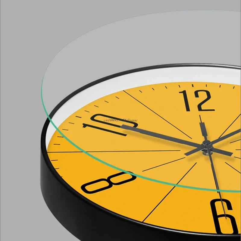 TimeWisp Trä Väggklocka – Tyst och Stilig Tidshållare