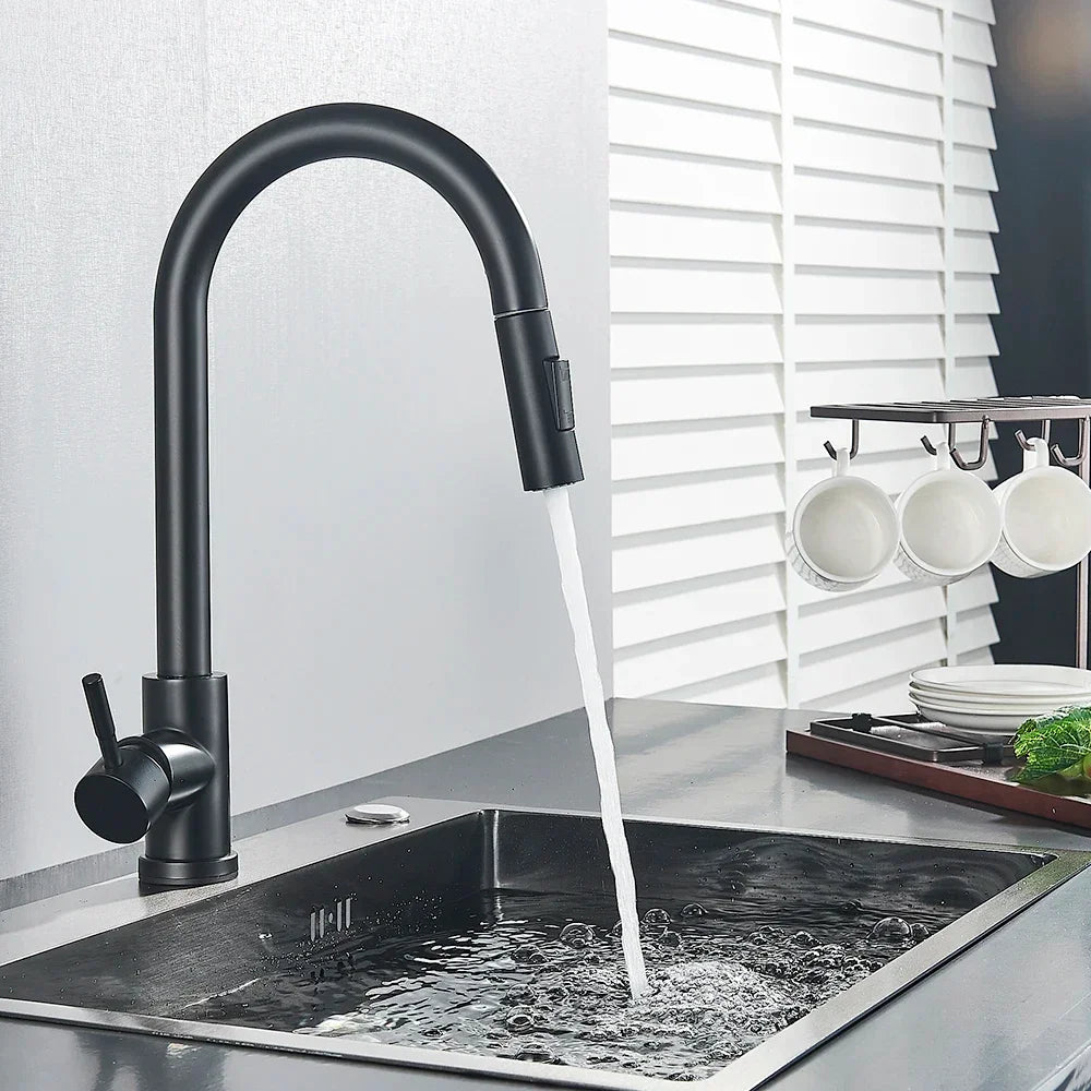 Royallure Touch-Sensor Utdragbar Kökspip – Handsfree Flöde, Svängbar Spruta &amp; Germ-Säker