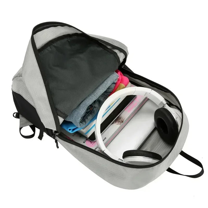 Carvallo PackLite 20 L | Ultralätt &amp; Vattentät | Fällbar för resor &amp; vandring