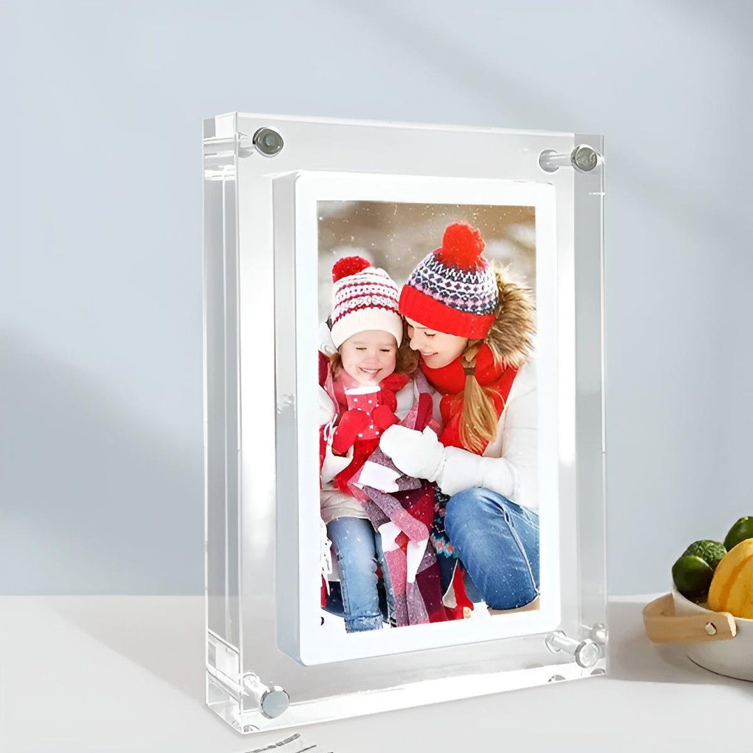 Live DigiFrame - Akryl Digital Fotoram med högtalare och Live Motion Display