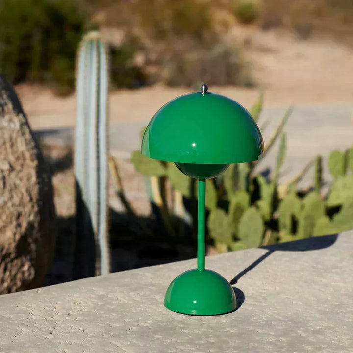 LunarGlow - LED-bordslampa för en ambient interiör