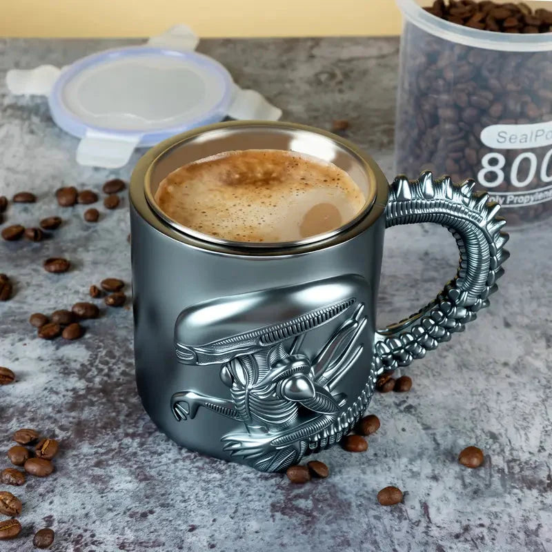 Samlarmugg med främmande varelse — Dryckesglas med sci-fi-skräcktema
