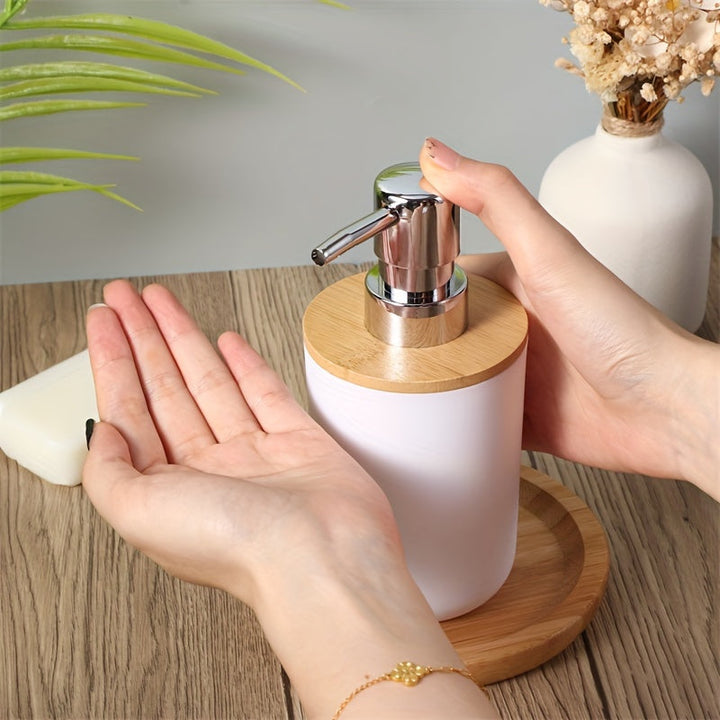 Badaccessoarer Set med Bambulock – 4-delars Set för Badrumsinredning