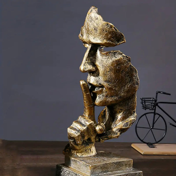 Serenity Sculpt – Abstrakt skulptur för lugn reflektion i din inredning