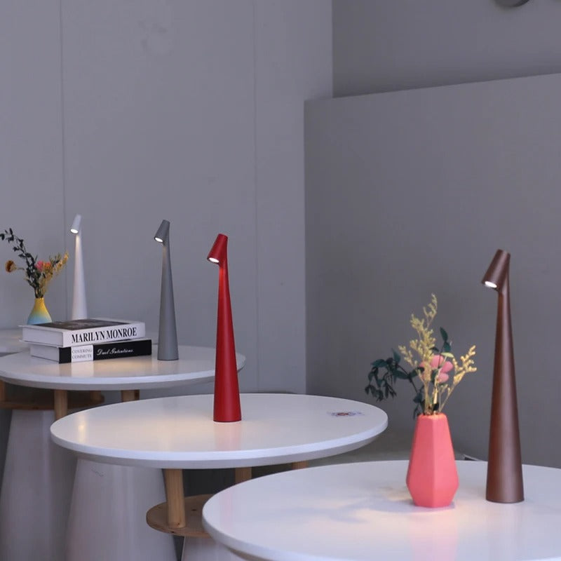 Nordic Minimalist Trådlampa - Uppladdningsbar &amp; Stilren Dekoration