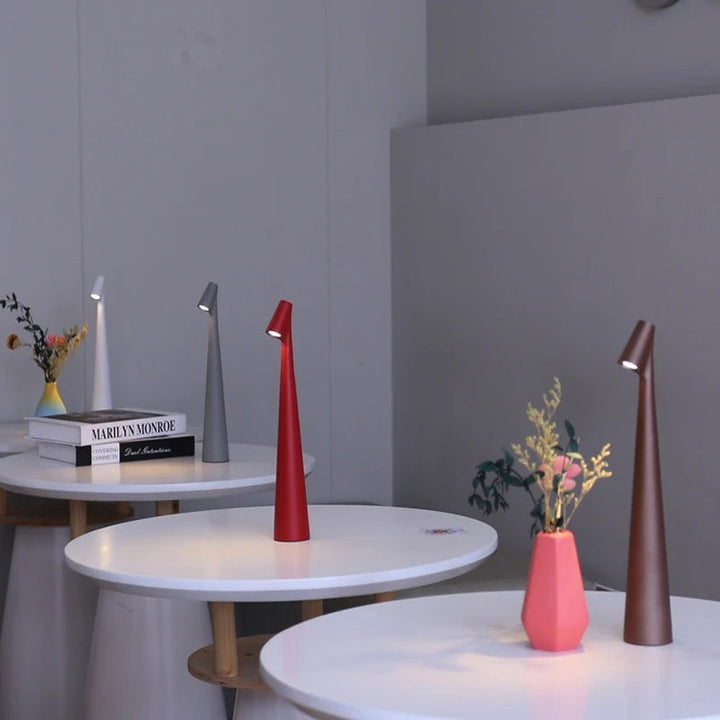 Nordic Minimalist Trådlampa - Uppladdningsbar &amp; Stilren Dekoration