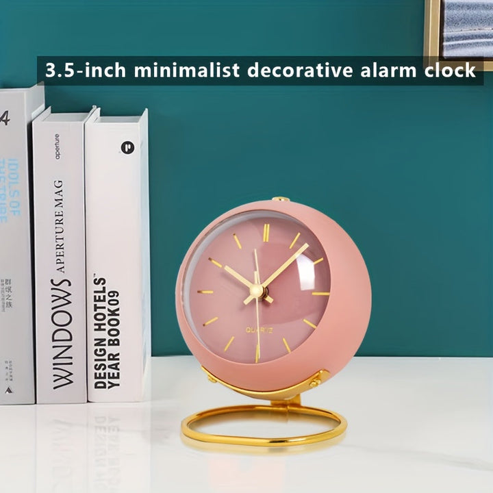 Nordic Silent Desk Clock – Luminösa Visare &amp; Metallram