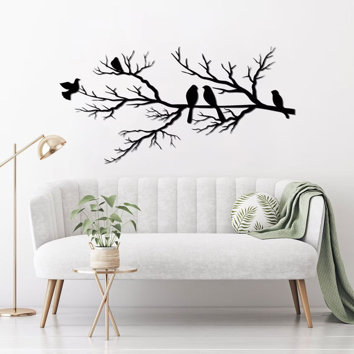 Metallväggdekoration – Elegant fågeldesign på gren