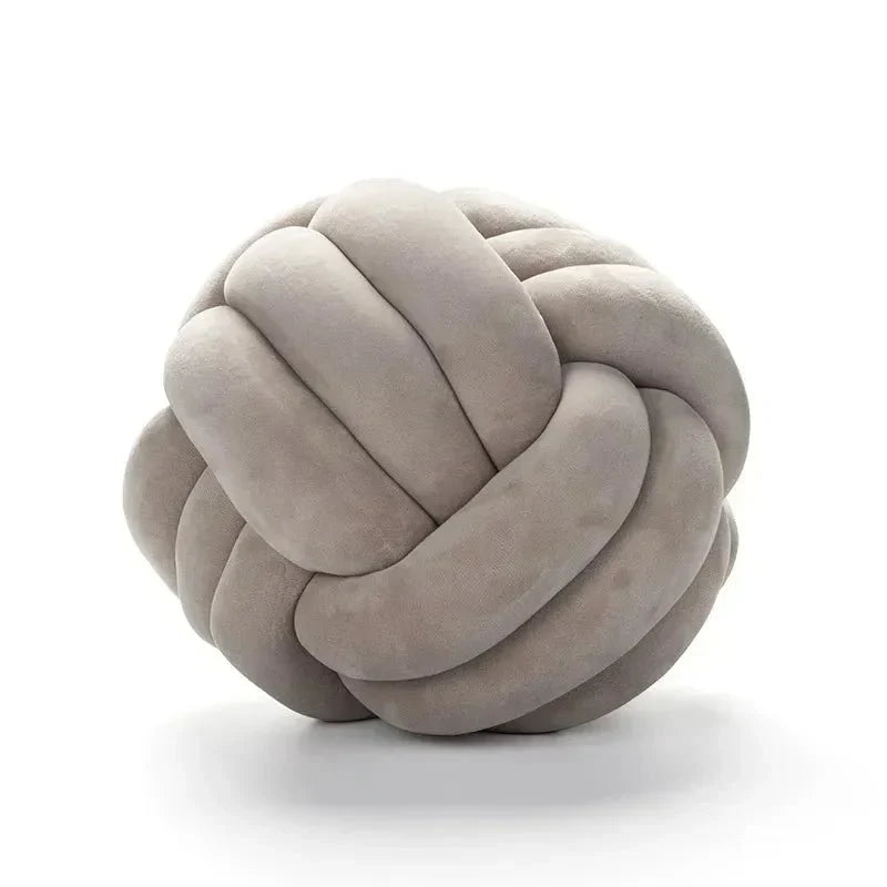 Dekorativ Knuten Suede Effekt Boll Mjuk Kudde Pillow