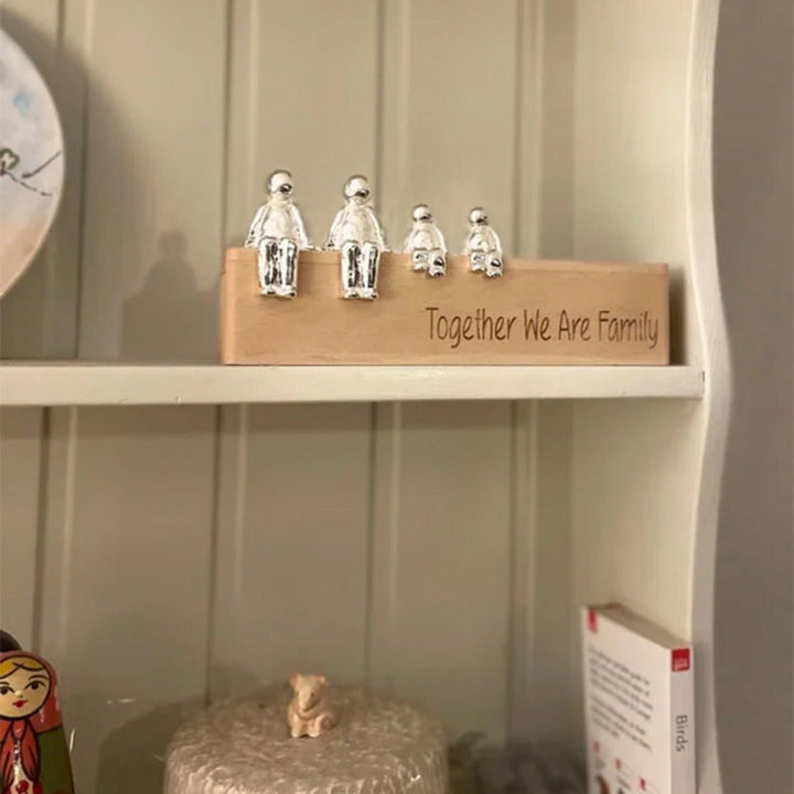 Skulptur av den Eviga Familjen | Symbolik av Kärlek och Bindning