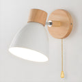 Nordisk Träväggslampa | Kompakt E27-lampa med strömbrytare | Naturligt trä