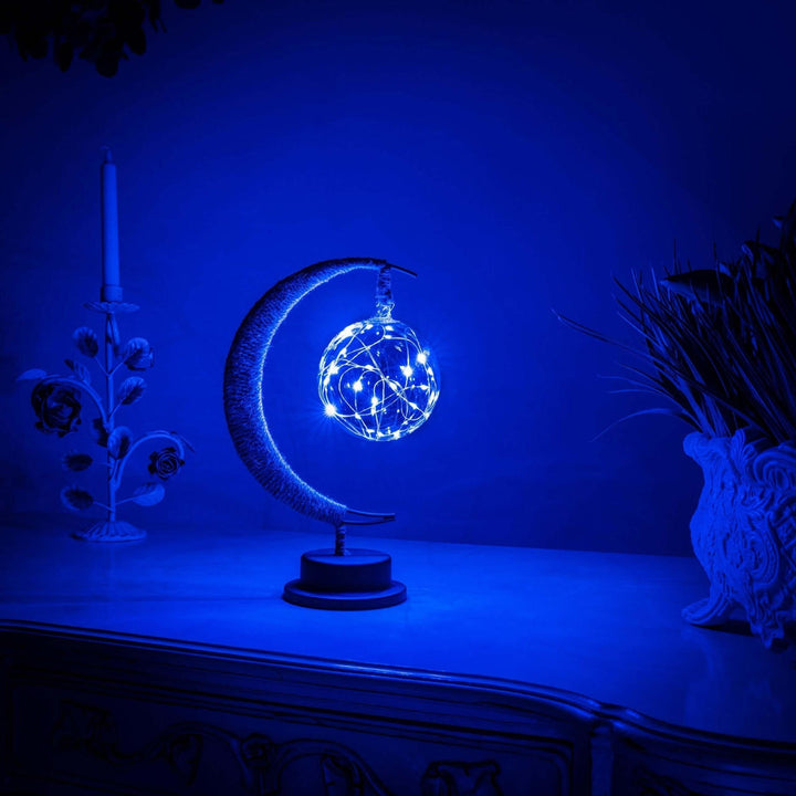 Bordslampa med varm månljusglöd
