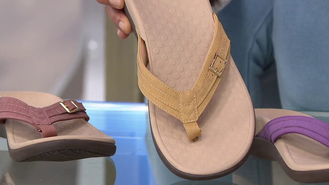 Ortopediska sandaler för sommaren