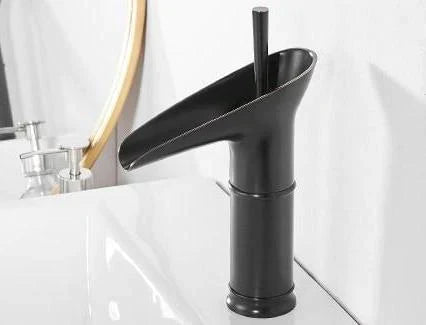 Antik Vattenfall Badrum Handfat Blandare