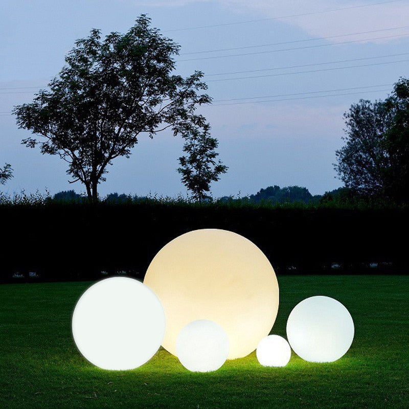 ShineSphere - Uppladdningsbara LED-lampor för utomhusmys